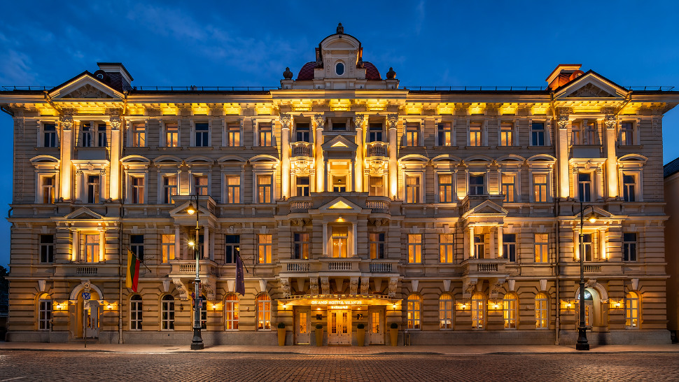 Grand Hotel Vilnius food and beverage operation